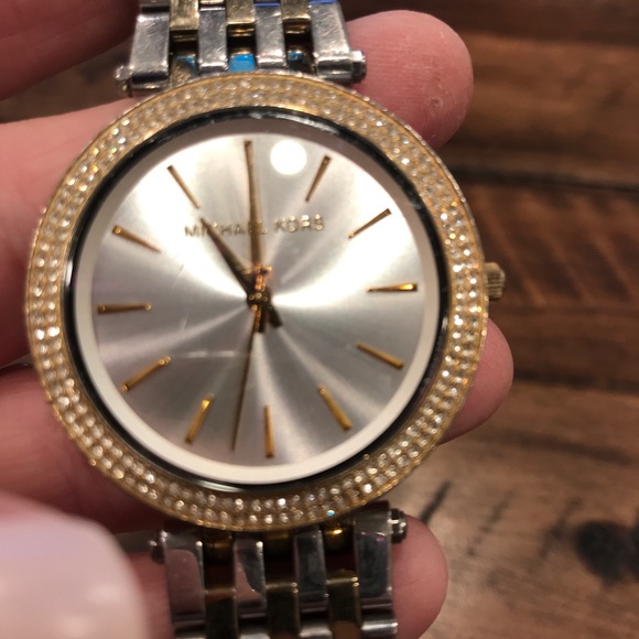 MK Watch - Picture 3 of 15